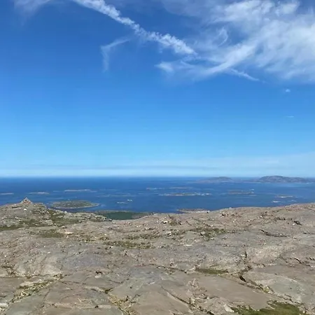 Feriehus In Lysoysundet With Wifi